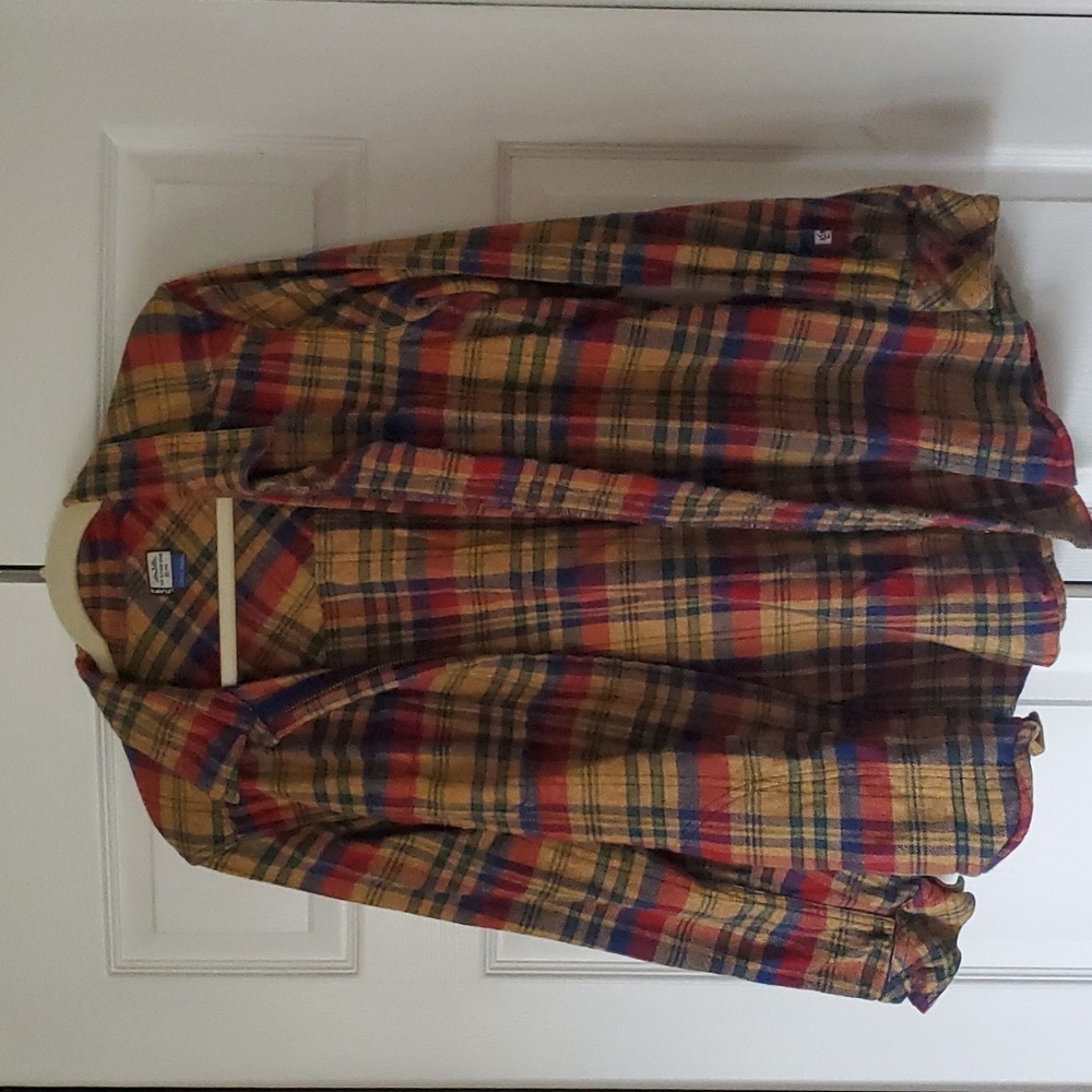 Zip up Kavu shirt